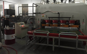 贴面压机加热油温机案例