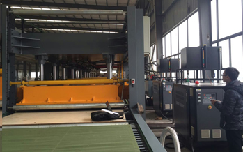 汽车顶棚成型模温机案例