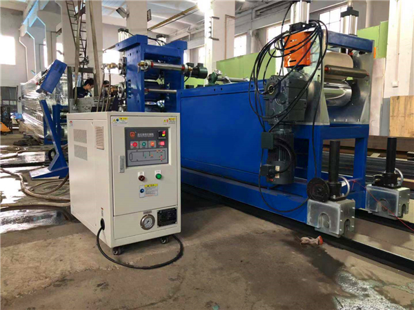 辊轮控温油温机