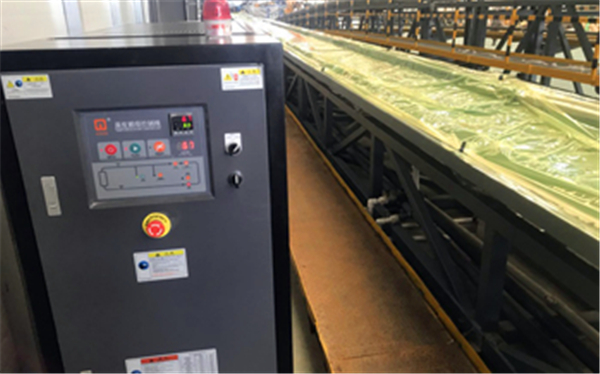 风电叶片成型模温机 (3)