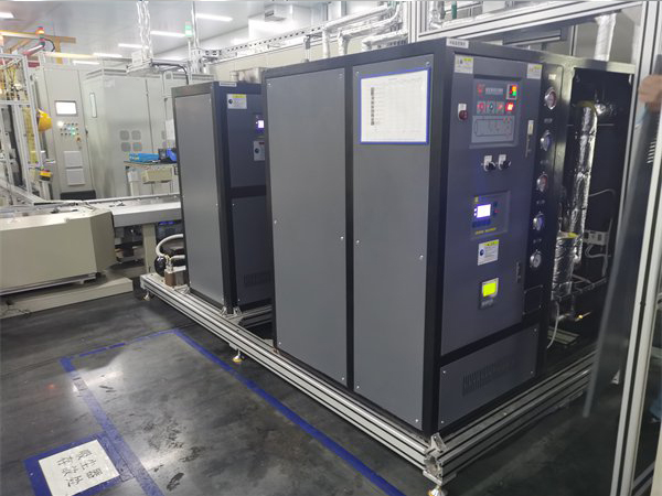 发动机测试冷热一体机2