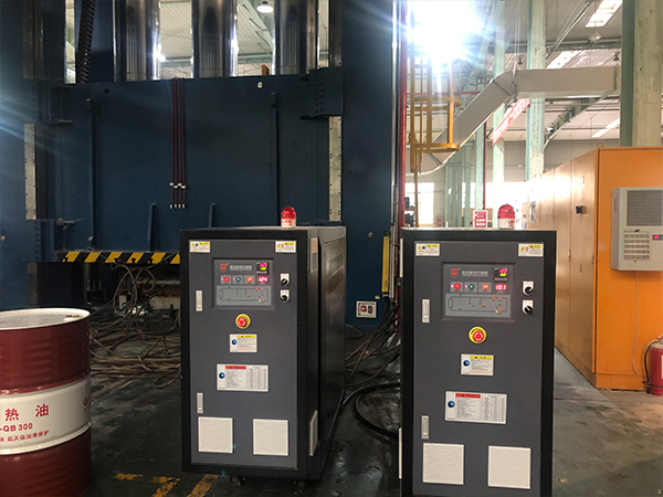 玻璃钢成型油加热器2