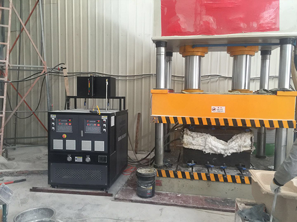 双机一体油加热器2