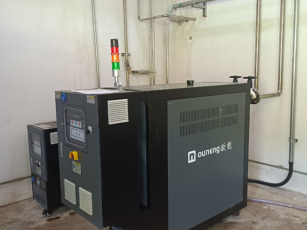 电气产品电磁配件75KW捏合机模温机——应用案例