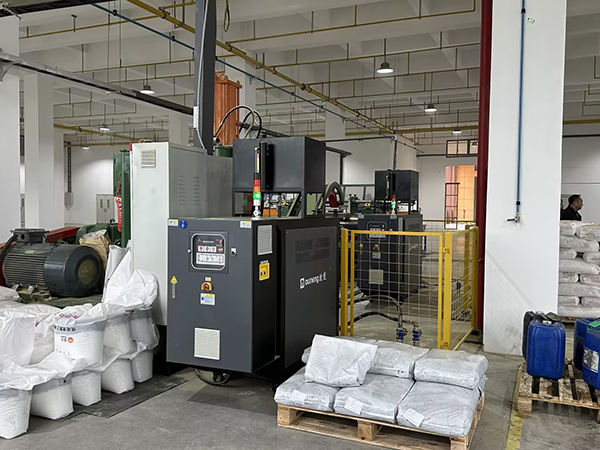 橡胶材料加工橡胶密炼机模温机