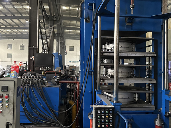 重工车轮胎橡胶控温橡胶轮胎油加热器