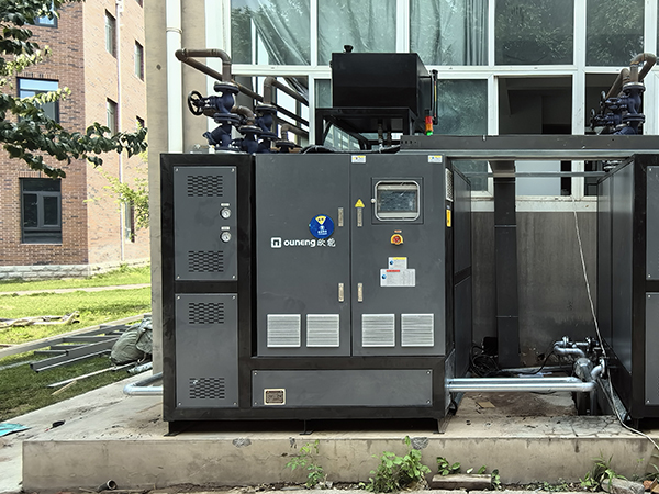 碳纤维无人机机翼模具双机一体油温机——应用案例