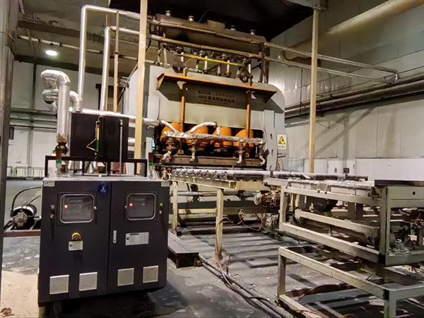 HPD型双面贴热压机控温两机一体模温机——应用案例