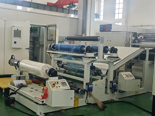 复合材料预浸料辊筒流水线控温辊筒模温机——应用案例
